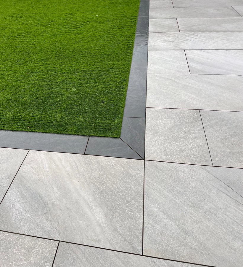 Anthracite Border Tile 900x150x20mm